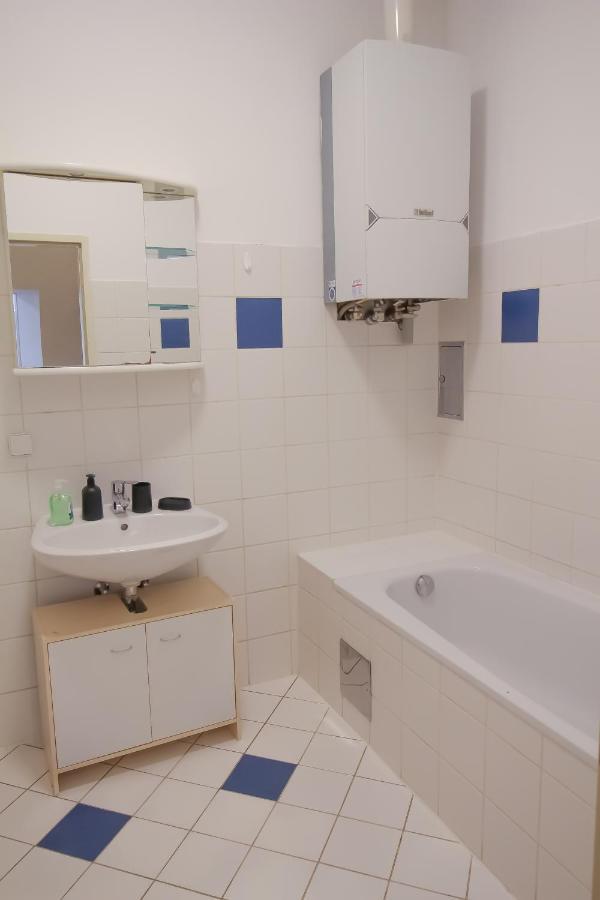 Family 3 Bedroom Apartment Lv7 Vienne Extérieur photo